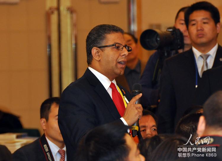 埃及中東通訊社記者提問。人民網 張啟川 攝