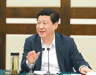 2012年12月9日，中共中央總書記、中央軍委主席習近平在廣州主持召開經濟工作座談會。這是習近平在座談會上講話。