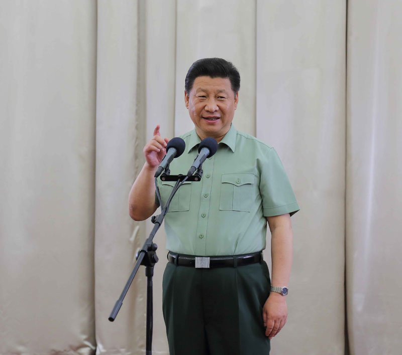 2015年5月26日，習近平在浙江省軍區機關親切接見駐浙部隊師以上領導干部和建制團單位主官。這是習近平在接見時發表重要講話。李剛 攝