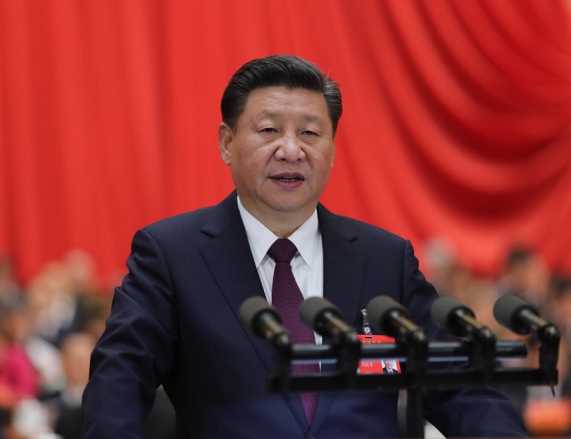 10月18日，中國共產黨第十九次全國代表大會在北京人民大會堂開幕。習近平代表第十八屆中央委員會向大會作報告。新華社記者 鞠鵬 攝