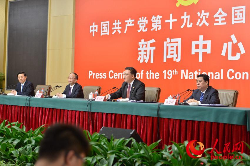 “黨的統一戰線工作和黨的對外交往”記者招待會現場。（人民網記者 郝勇 攝）
