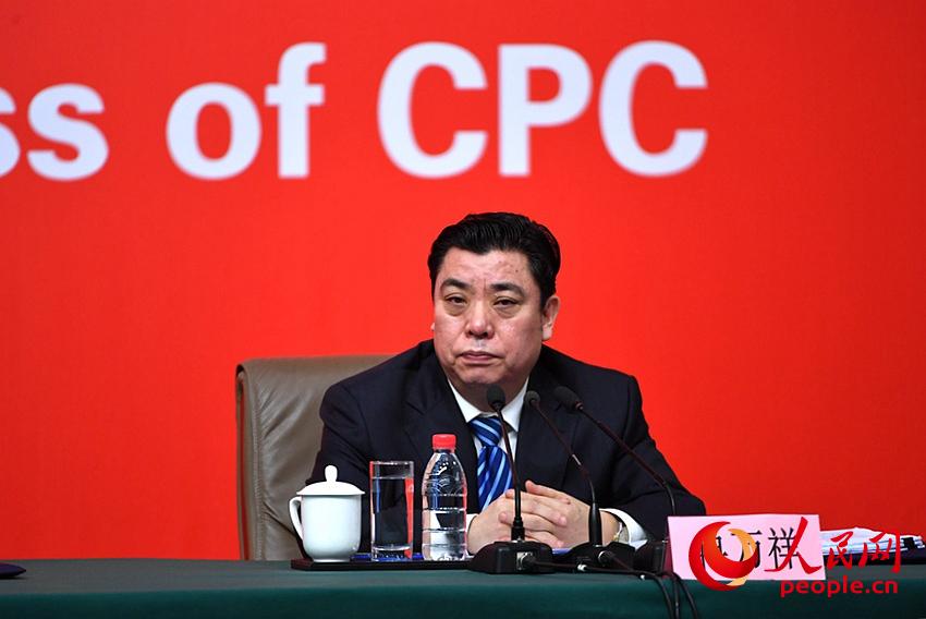中共中央統戰部副部長冉萬祥。（人民網記者 於凱 攝）