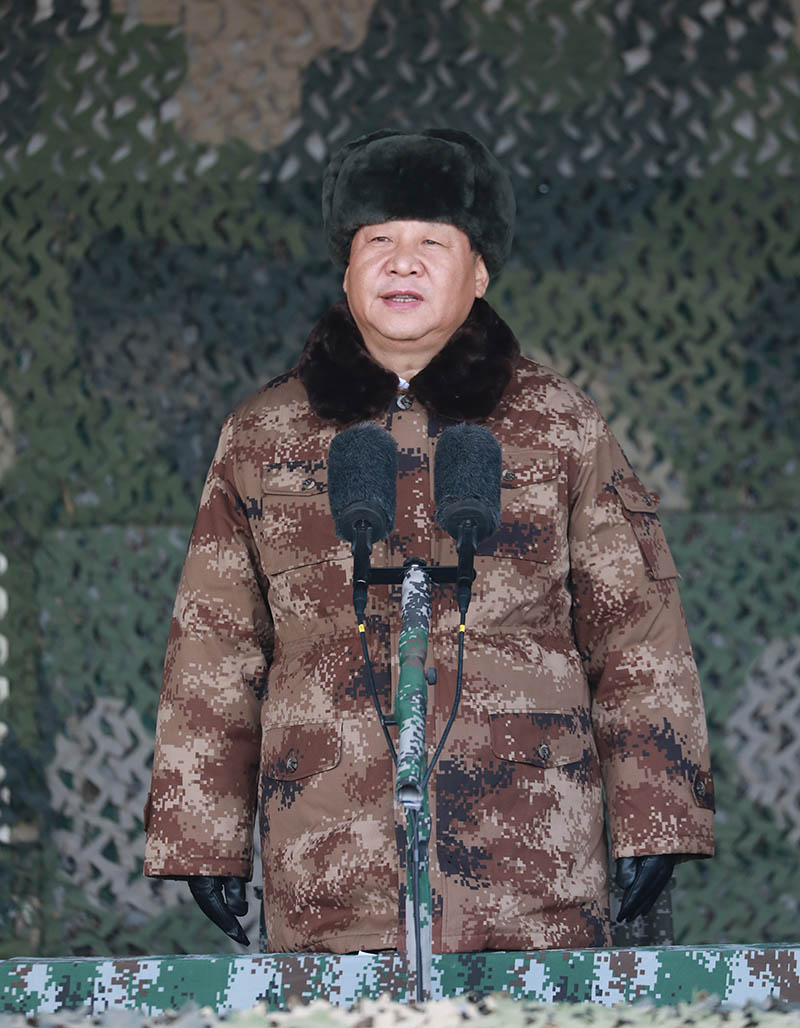 1月3日上午，中央軍委隆重舉行2018年開訓動員大會，中共中央總書記、國家主席、中央軍委主席習近平向全軍發布訓令。新華社記者 李剛攝
