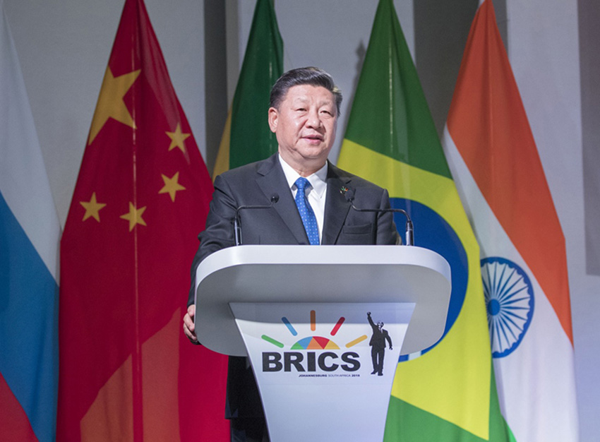 7月25日，國家主席習近平應邀出席在南非約翰內斯堡舉行的金磚國家工商論壇，並發表題為《順應時代潮流 實現共同發展》的重要講話。新華社記者 王曄 攝