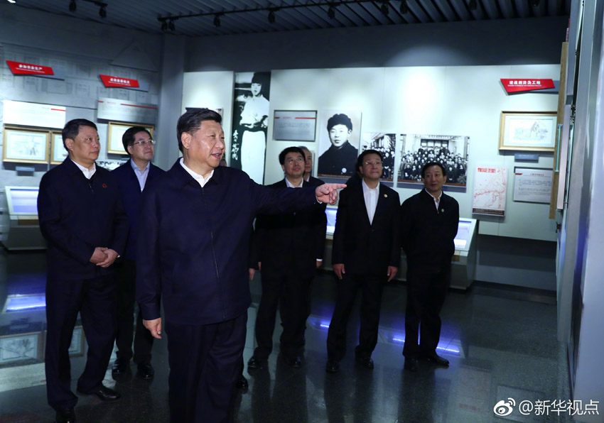 9月25日至28日，中共中央總書記、國家主席、中央軍委主席習近平在東北三省考察，主持召開深入推進東北振興座談會。這是28日上午，習近平在遼寧撫順市參觀雷鋒紀念館。