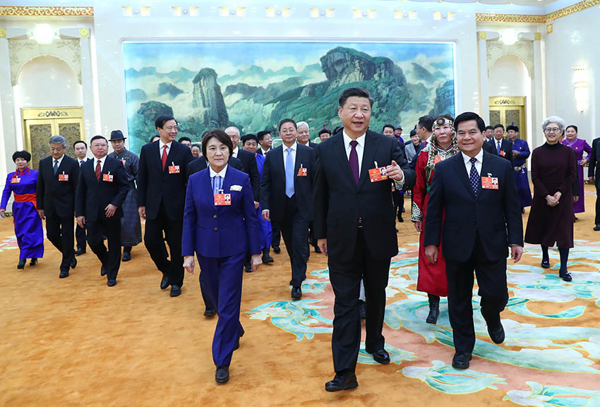 2018年3月5日，中共中央總書記、國家主席、中央軍委主席習近平參加十三屆全國人大一次會議內蒙古代表團的審議。 新華社記者 謝環馳 攝
