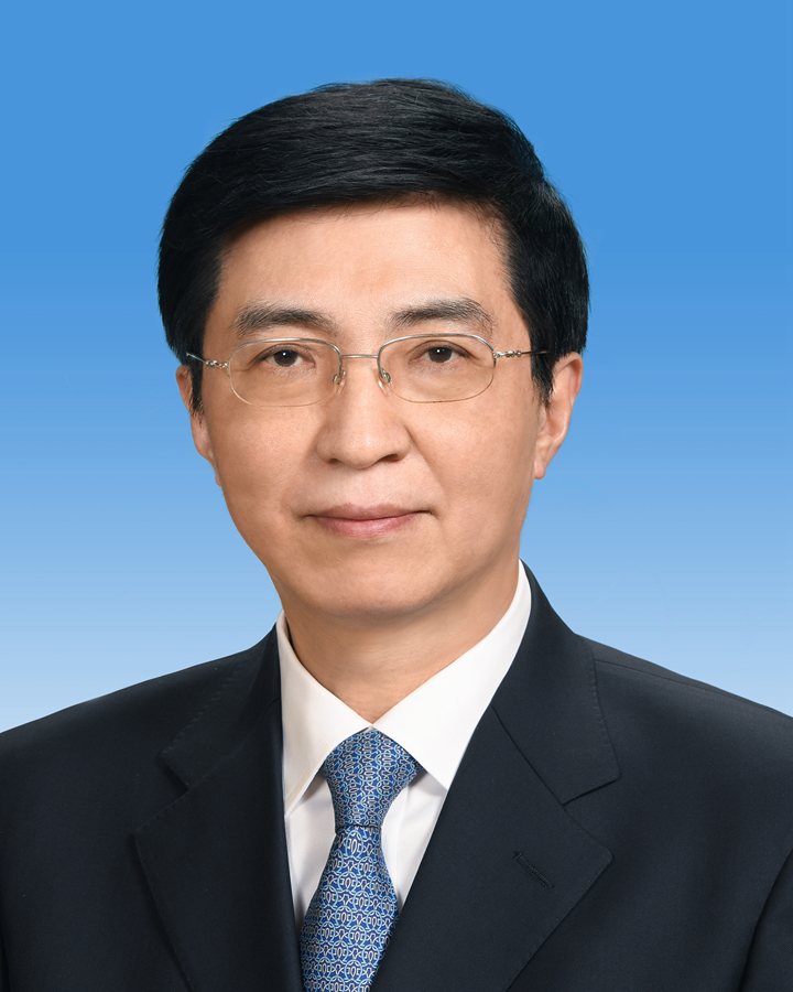 王滬寧漢族，1955年10月生，山東萊州人現任中共二十屆中央政治局常委，十四屆全國政協主席，中央全面深化改革委員會辦公室主任