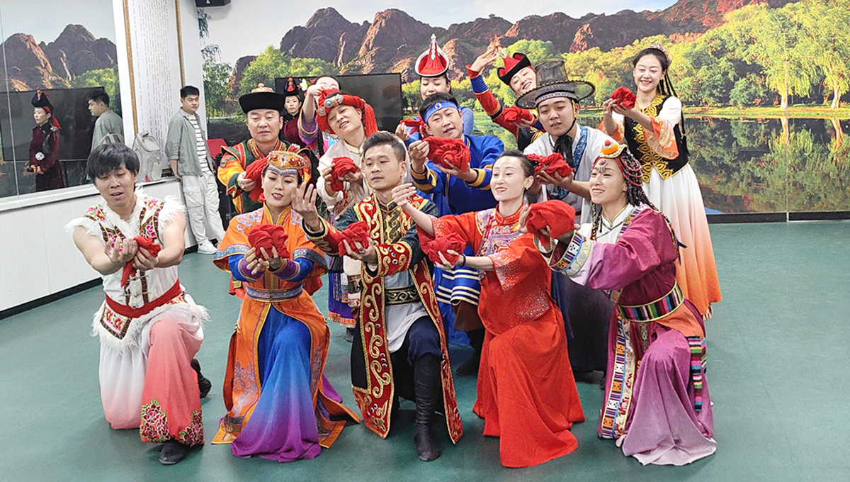 “最炫民族風”紅了石榴，甜進心里